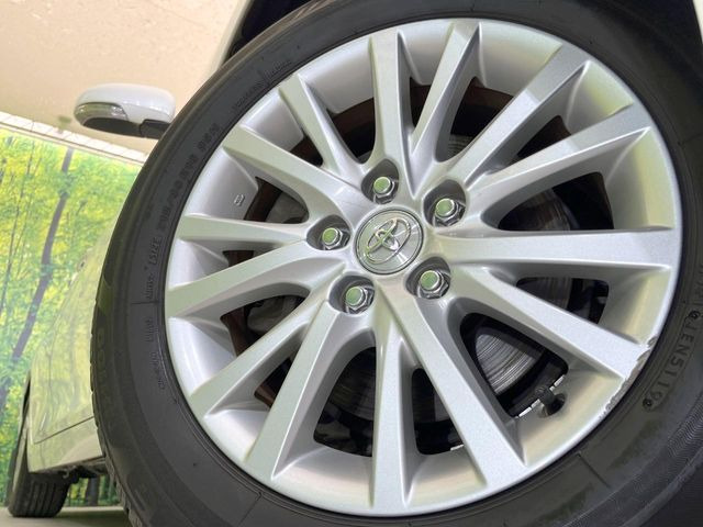 �y����16�C���`�A���~�z�C�[���z�O�ςɃ}�b�`���������A���~�z�C�[���𑕒����Ă���܂��B�e��ЊO�A���~�z�C�[����A�X�^�b�h���X�^�C�����戵�����Ă���܂��B���񂲑��k����������