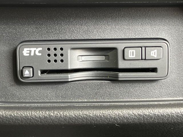 【ETC】高速道路の料金所をストレスなく通過!話題のスポットやサービスエリアに多い「スマートIC」利用時は必須のアイテムです。当店でセットアップを実施、ご納車当日からすぐにご利用いただけます!