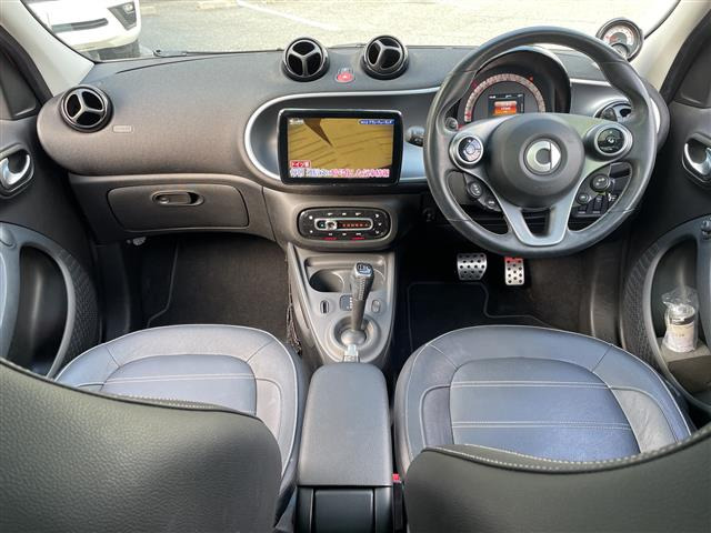 スマートフォーフォー1.3 スポーツスタイル