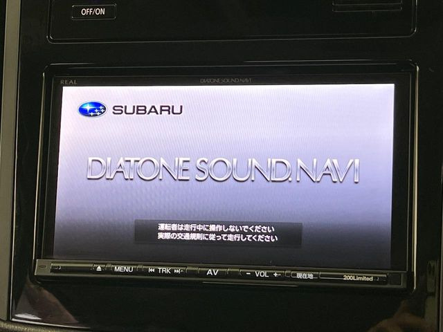 �y����7�C���`�i�r�z�l�C�̏����i�r�𑕔����Ă���܂��B�i�r�̎g���₷���͂������A�I�[�f�B�I�@�\���[��!�L�����v�◷�s�͂������A�ʋ΂┃�����ȂǕ��i�̃h���C�u���y�����Ȃ�͂���