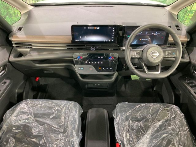 セレナ1.4 e-POWER ハイウェイスターV