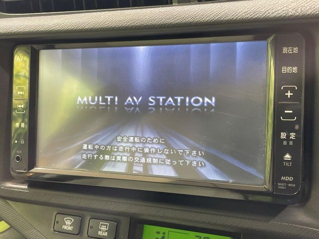 �y�����i�r�z�l�C�̏����i�r�𑕔����Ă���܂��B�i�r�̎g���₷���͂������A�I�[�f�B�I�@�\���[��!�L�����v�◷�s�͂������A�ʋ΂┃�����ȂǕ��i�̃h���C�u���y�����Ȃ�͂���