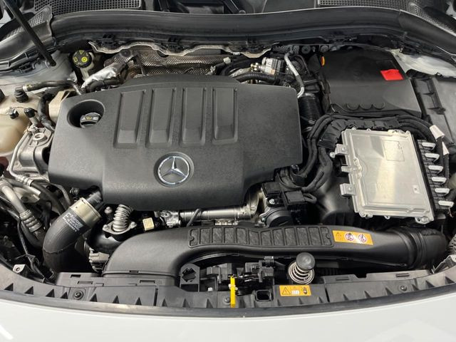 �����X�ł́A�e���[�J�[�̐�p�f�f�e�X�^�[�𓱓��B���Ǝ��i�����e�N�j�J���X�^�b�t���풓���Ă���܂��̂ŁA������̍ۂɂ����S���Ă����p���������܂��B