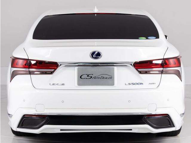 人気の白系ボディ!ソニッククォーツ外装!ボディに目立つ大きな傷や凹みも無く状態良好!