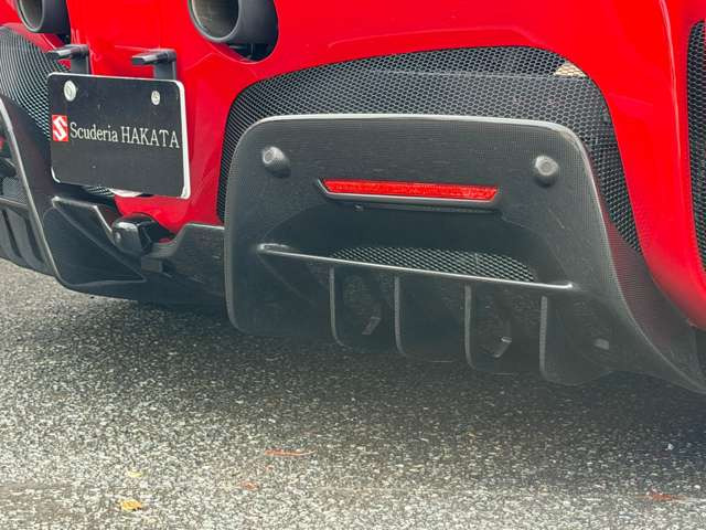 �y�I�v�V�����z���A�f�B�t���[�U�[�J�[�{��(��1.078.000-)