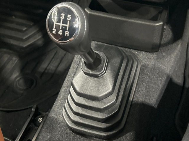 ジムニーシエラ1.5 JC 4WD