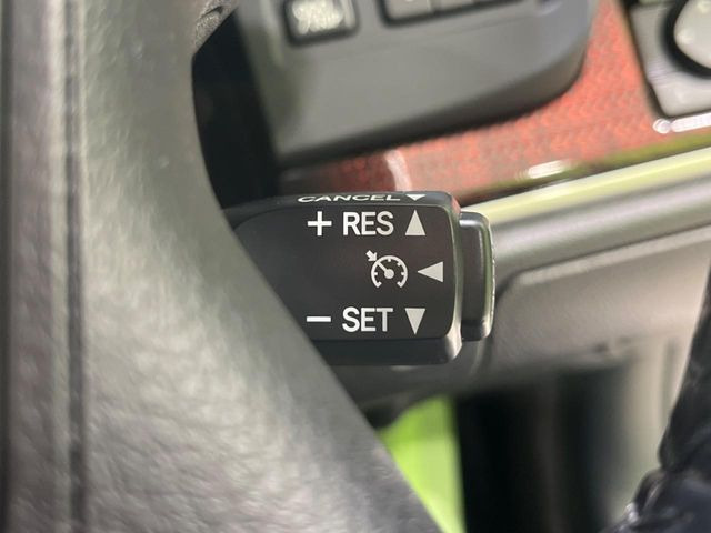 �y�N���[�Y�R���g���[���z�������H�����N���N���s�B�A�N�Z���𗣂��Ă���葬�x�ő��s���ł��A�������^�]���̕��S���y��!�����E�������ȒP�ȃX�C�b�`����Œ����ł��܂��B