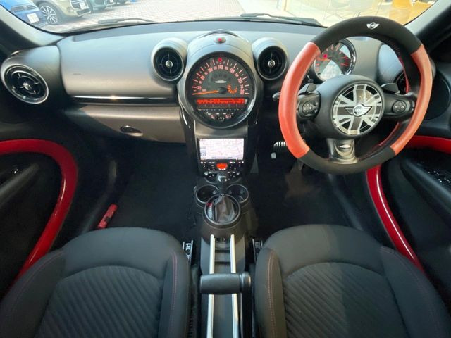 ミニクロスオーバージョン・クーパー・ワークス 4WD