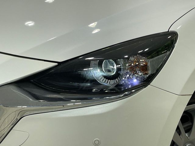 �yLED�w�b�h���C�g�z���V����ԑ��s�����ǍD�Ȏ��E���m�ۂ����S���ĉ^�]�ł��鍂�P�xLED�w�b�h���C�g�𑕔�!�_�����x�������A����d�͂��}�����Ă��܂��B