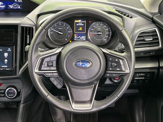 �y�����v�����X�e�A�����O�z�㎿�Ȋv���g�p���邱�ƂŁA��ɂ����������݂ƂĂ��^�]���₷���n���h���ł���