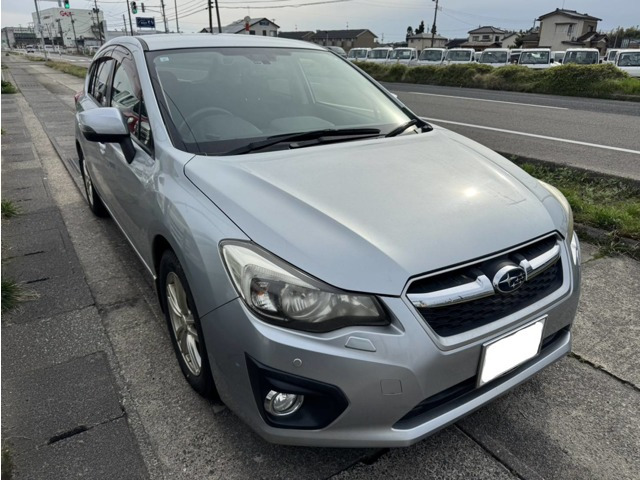 インプレッサスポーツ2.0 i アイサイト 4WD