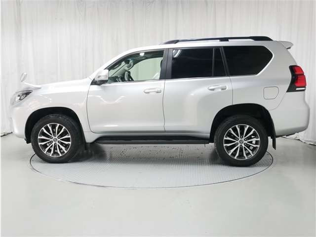 ランドクルーザープラド2.8 TX Lパッケージ ディーゼル 4WD