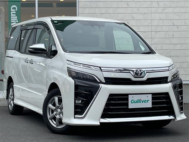 ヴォクシー2.0 ZS 煌III 4WD