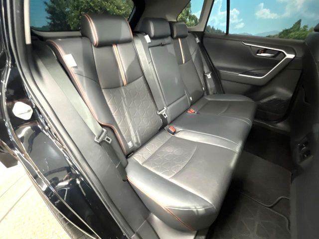 �L�X�Ƃ���2��ڃV�[�g�͋��Z���������A���S�n�����K!�F�B��Ƒ��Ƃ̂��o�����ɂ҂�����ł��B�x�r�[�V�[�g��`���C���h�V�[�g�g�p�������K�ɂ��߂�������������\���ȋ�Ԃ��m�ۂ��Ă��܂��B