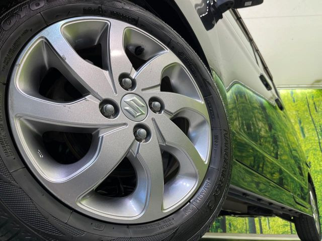 �y����14�C���`�A���~�z�C�[���z�O�ςɃ}�b�`���������A���~�z�C�[���𑕒����Ă���܂��B�e��ЊO�A���~�z�C�[����A�X�^�b�h���X�^�C�����戵�����Ă���܂��B���񂲑��k����������