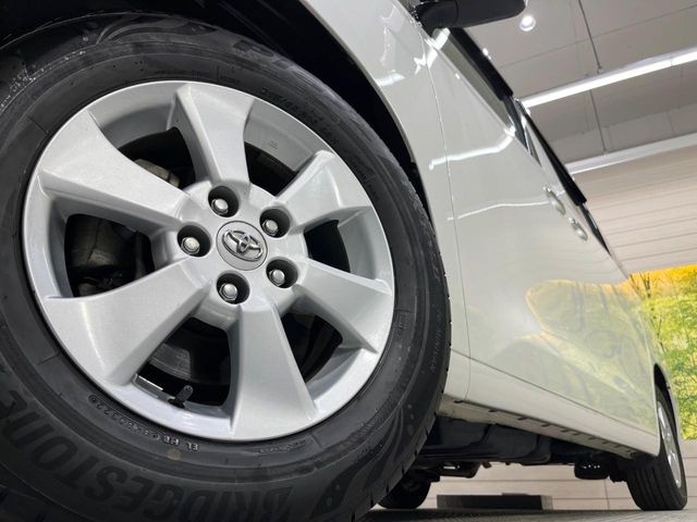 �y�����A���~�z�C�[���z�O�ςɃ}�b�`���������A���~�z�C�[���𑕒����Ă���܂��B�e��ЊO�A���~�z�C�[����A�X�^�b�h���X�^�C�����戵�����Ă���܂��B���񂲑��k����������