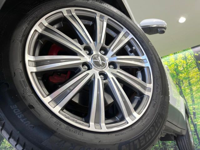 �y17�C���`�A���~�z�C�[���z�O�ςɃ}�b�`�����A���~�z�C�[���𑕒����Ă���܂��B�e��A���~�z�C�[����A�X�^�b�h���X�^�C�����戵�����Ă���܂��B���񂲑��k����������