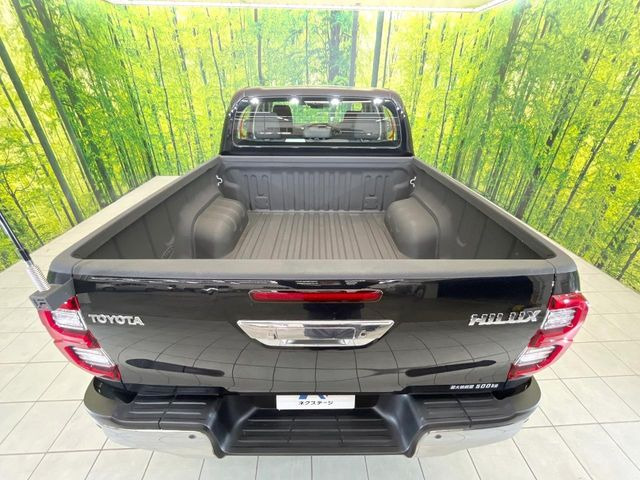 �ύڗ�500kg�̍L�X�Ƃ����f�b�L�́A�V�т���d���܂ő��p�r�Ɏg���܂��B�x�b�h���C�i�[��g�m�J�o�[�̎��t���������k��������