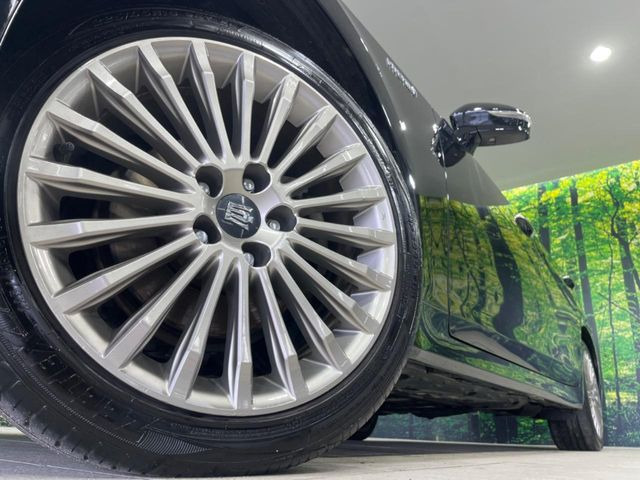 �y����18�C���`�A���~�z�C�[���z�O�ςɃ}�b�`���������A���~�z�C�[���𑕒����Ă���܂��B�e��ЊO�A���~�z�C�[����A�X�^�b�h���X�^�C�����戵�����Ă���܂��B���񂲑��k����������