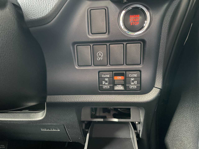 ヴォクシー2.0 ZS 煌