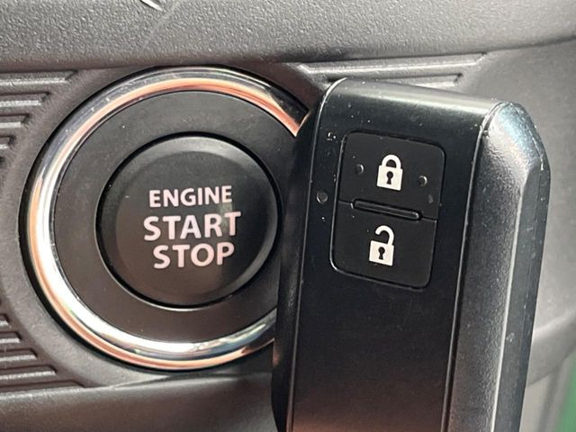 �y�L�[���X�X�^�[�g�V�X�e���z�J�o����|�P�b�g�ɓ��ꂽ�܂܂ł��h�A�̎{���E�������\�ȃX�}�[�g�L�[�𑕔��B�G���W���̃I���E�I�t�����J�M�����o���K�v����������Ƃ��Ă��֗��ł���