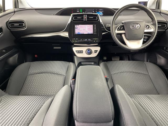 プリウス1.8 S セーフティ プラス