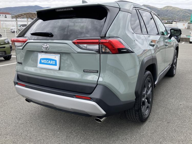 RAV42.0 アドベンチャー 4WD