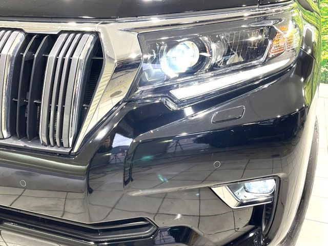 �yLED�w�b�h���C�g�z���V����ԑ��s�����ǍD�Ȏ��E���m�ۂ����S���ĉ^�]�ł��鍂�P�xLED�w�b�h���C�g�𑕔�!�_�����x�������A����d�͂��}�����Ă��܂��B