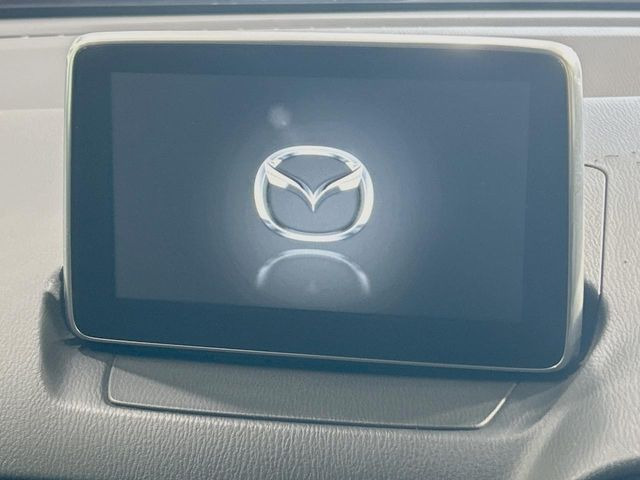 �y�}�c�_�R�l�N�g�i�r�z�ԓ��̕��͋C�Ƀ}�b�`������̌^�^�C�v�̃i�r�B�e����q�ݒ��Bluetooth�Đ����A�l�X�ȋ@�\���y���߂܂��B�����I�ȃ_�C�������삪�\�ŁA�g��������ǍD�ł��B