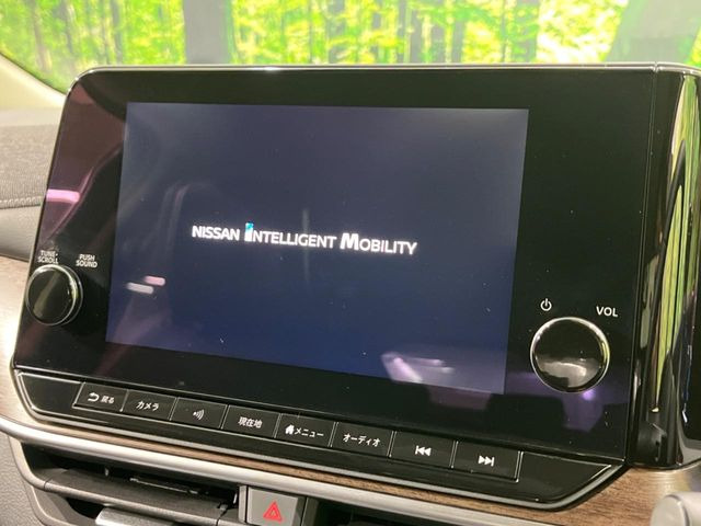 �yBOSE�T�E���h�V�X�e���t������9�^�i�r�z�[���̃i�r�@�\�͂������A���x�ȃ`���[�j���O�\�͂����ڂ���Ă���A�������ȉ��y�����y���݂��������܂���