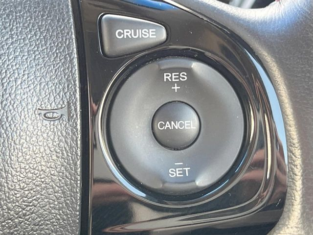 �y�N���[�Y�R���g���[���z�������H�����N���N���s�B�A�N�Z���𗣂��Ă���葬�x�ő��s���ł��A�������^�]���̕��S���y��!�����E�������ȒP�ȃX�C�b�`����Œ����ł��܂��B