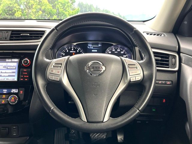 �y�X�e�A�����O�X�C�b�`�z�^�]���A�O������ڐ������炷���ƂȂ��A�I�[�f�B�I���̑��삪�\�ȕ֗��@�\!���S&���K�ȃh���C�u�����o���Ă���܂���