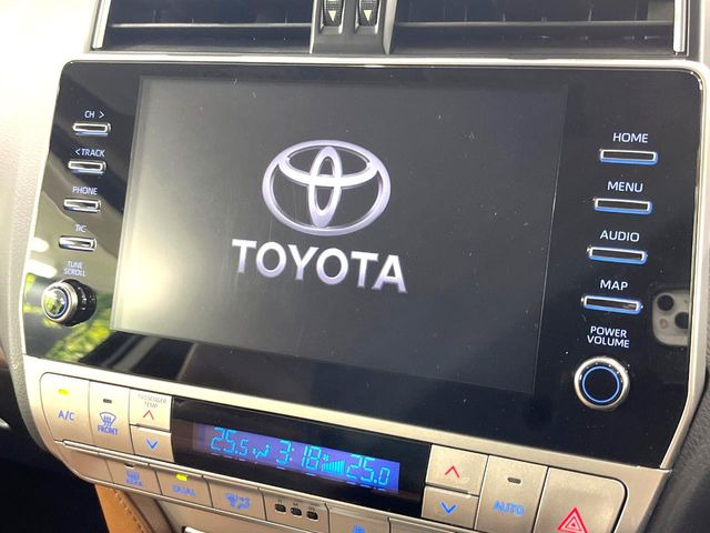 �y8�^�i�r�@�\�t���f�B�X�v���C�I�[�f�B�I�z�i�r�@�\���ڂ̑��A�������̃X�}�[�g�t�H���ƘA�g���āA�i�r��bluetooth�ł̉��y�Đ����\�ł���f�U�C���͂�����񑀍쐫���ǍD!