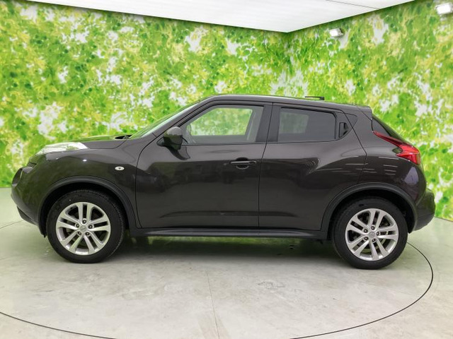 ジューク1.6 16GT FOUR タイプV 4WD