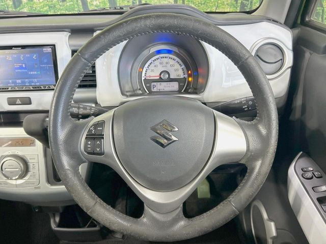 �y�����v�����X�e�A�����O�z�㎿�Ȋv���g�p���邱�ƂŁA��ɂ����������݂ƂĂ��^�]���₷���n���h���ł���