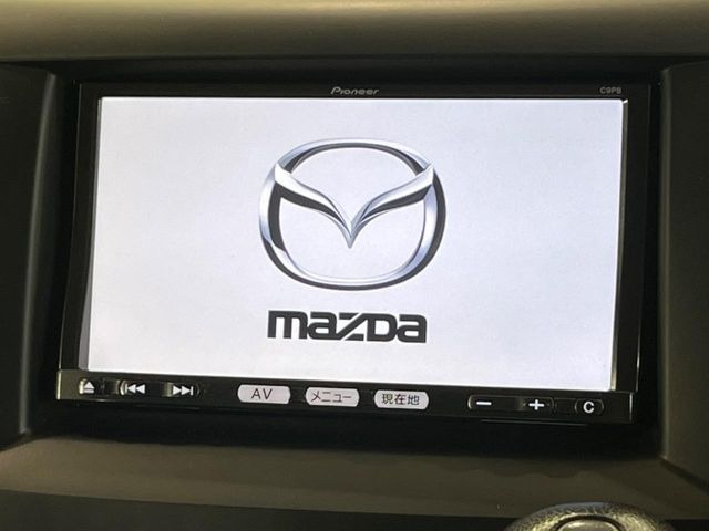 �y�����i�r�z�l�C�̏����i�r�𑕔����Ă���܂��B�i�r�̎g���₷���͂������A�I�[�f�B�I�@�\���[��!�L�����v�◷�s�͂������A�ʋ΂┃�����ȂǕ��i�̃h���C�u���y�����Ȃ�͂���