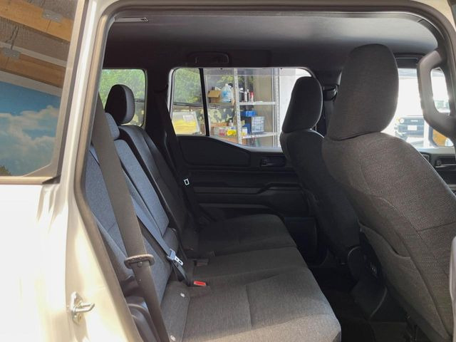 �L�X�Ƃ���2��ڃV�[�g�͋��Z���������A���S�n�����K!�F�B��Ƒ��Ƃ̂��o�����ɂ҂�����ł��B�x�r�[�V�[�g��`���C���h�V�[�g�g�p�������K�ɂ��߂�������������\���ȋ�Ԃ��m�ۂ��Ă��܂��B