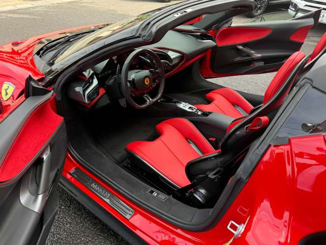 �y�I�v�V�����z���U�[�C���i�[�f�B�e�[��(NERO��108.000-)�E�X�y�V�����X�e�b�`(Rosso��70.000-)