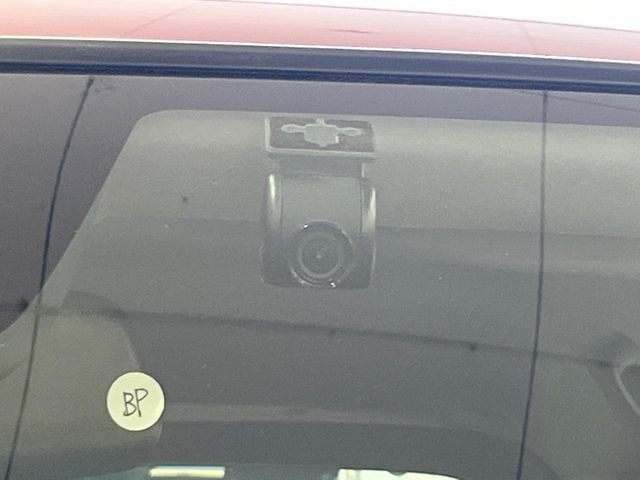 【ドライブレコーダー】安心・安全なカーライフに必須のドライブレコーダーを装備!走行中はもちろん、あおり運転や事故に遭遇した際の状況も映像で記録し、万一のリスクに備えます。