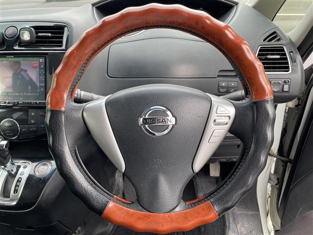 セレナ2.0 ハイウェイスター Vセレクション+Safety S-HYBRID