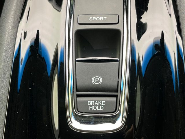 �y�d���p�[�L���O�u���[�L�z�p�[�L���O�u���[�L�͕֗��ȓd����!�{�^����ő���ł��A�A�N�Z���𓥂߂Ύ����ŉ�������܂��􃌃o�[��y�_���������̂ŉ^�]�ȉ����������肵�܂��ˁ�