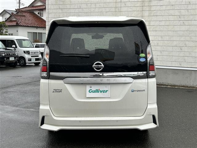 セレナ1.2 e-POWER ハイウェイスターV