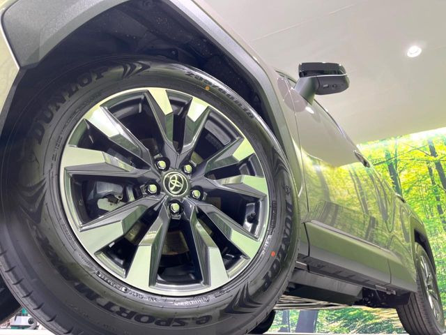 �y����18�C���`�A���~�z�C�[���z�O�ςɃ}�b�`���������A���~�z�C�[���𑕒����Ă���܂��B�e��ЊO�A���~�z�C�[����A�X�^�b�h���X�^�C�����戵�����Ă���܂��B���񂲑��k����������