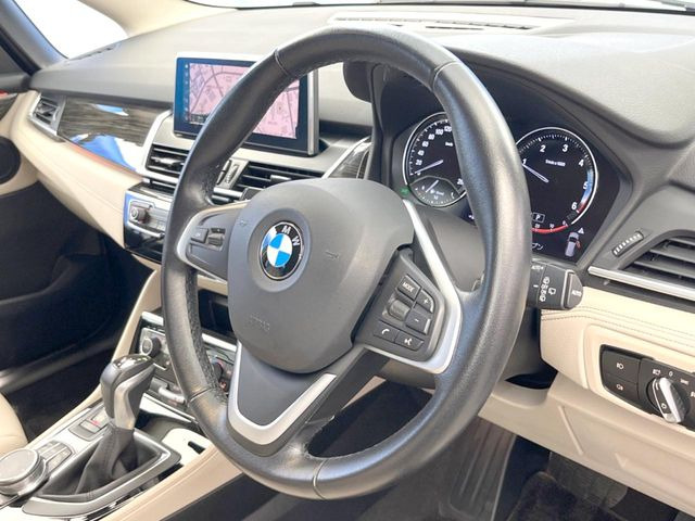 ���n���h�����̃X�������Ȃ��A���ꂢ�ȏ�Ԃ��ێ����Ă���܂��B�e�X�C�b�`���̓�����m�F�ς݂ł��B