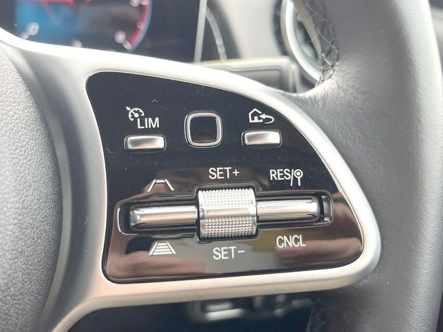 ���f�B�X�g���j�b�N�v���X:�s�s�A�x�O�A�������H�Ȃǂ̑��s���ɁA�X�e���I�}���`�p�[�p�X�J�����ƃ��[�_�[�Z���T�[�ɂ��A�O���Ԃ�F�����đ��x�ɉ������Ԋԋ������ێ����鎟����̃N���R��!