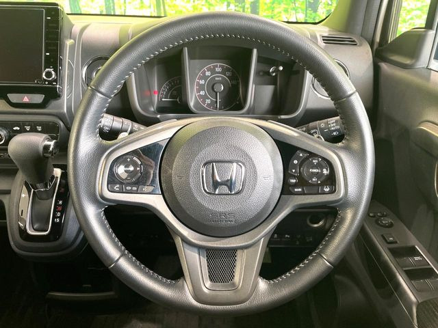 �y�����v�����X�e�A�����O�z�㎿�Ȋv���g�p���邱�ƂŁA��ɂ����������݂ƂĂ��^�]���₷���n���h���ł���