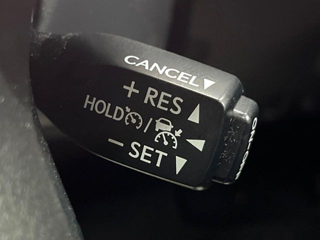 �y���[�_�[�N���[�Y�R���g���[���z�������H�ł̒��������s���y��!!�����ő��x��ۂN���[�Y�R���g���[�����A�Փˌy���V�X�e���ƘA�g���A�O���̎ԗ������m���ĎԊԂ�ۂ悤�ɑ��x���߂��Ă���܂�!!