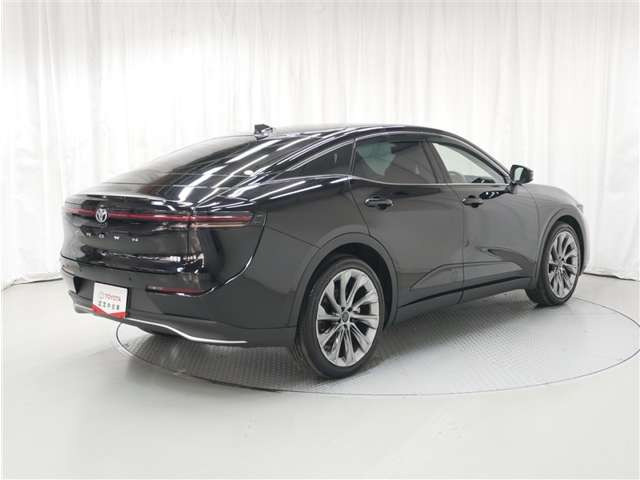 クラウンクロスオーバー2.5 G アドバンスト レザー パッケージ E-Four 4WD