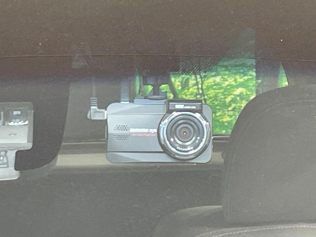 �y�h���C�u���R�[�_�[�z���S�E���S�ȃJ�[���C�t�ɕK�{�̃h���C�u���R�[�_�[�𑕔�!���s���͂������A������^�]�⎖�̂ɑ��������ۂ̏󋵂��f���ŋL�^���A����̃��X�N�ɔ����܂��B