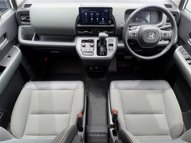 フリード1.5 e:HEV クロスター